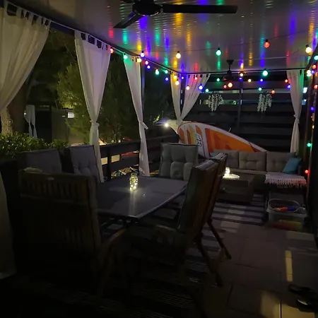 Jade's Luxury Mobile Privlaka Camp Lägenhet
