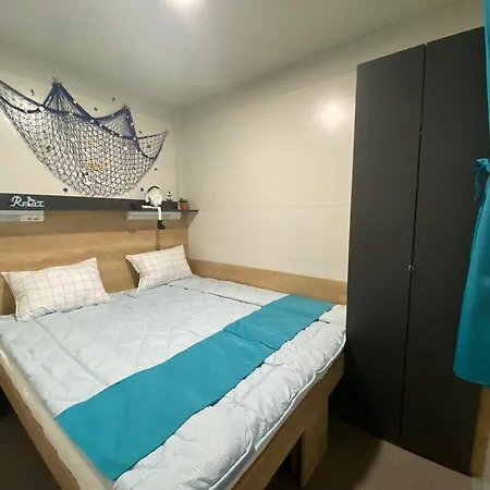 Jade's Luxury Mobile Privlaka Camp *