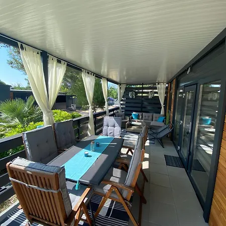 Lejlighed Jade's Luxury Mobile Privlaka Camp